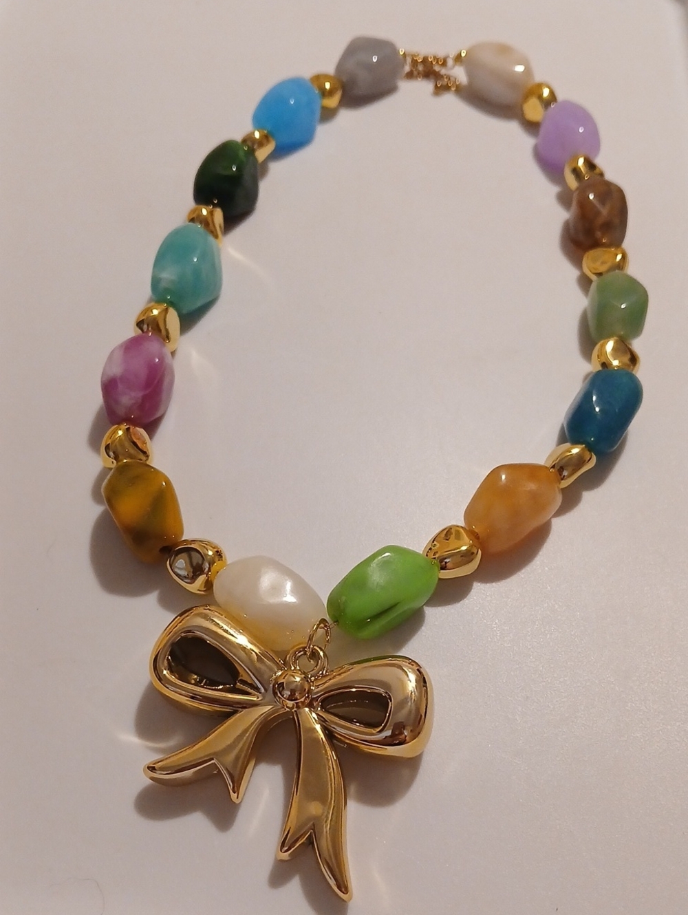 Fashion Jewelry Multicolor Beaded Necklace with Gold Bow